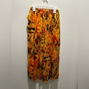 Tropical flowy orange and red patterned skirt with elastic waistband